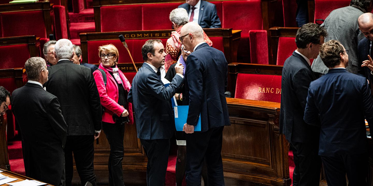EN DIRECT, budget 2026 : loi spéciale ou 49.3 ? Sébastien Lecornu reçoit les responsables du PS, suivez les réactions politiques