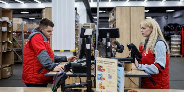 Why Ukraine Demographic Crisis and Labor Shortage Will Shape the Post-War Economy