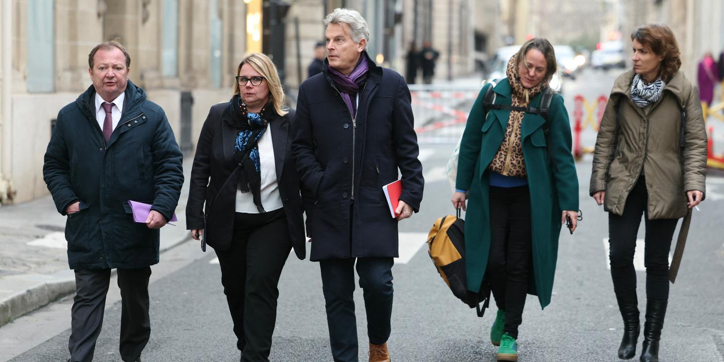 Sébastien Lecornu a rencontré les représentants socialistes et du bloc central ; les consultations se poursuivent
