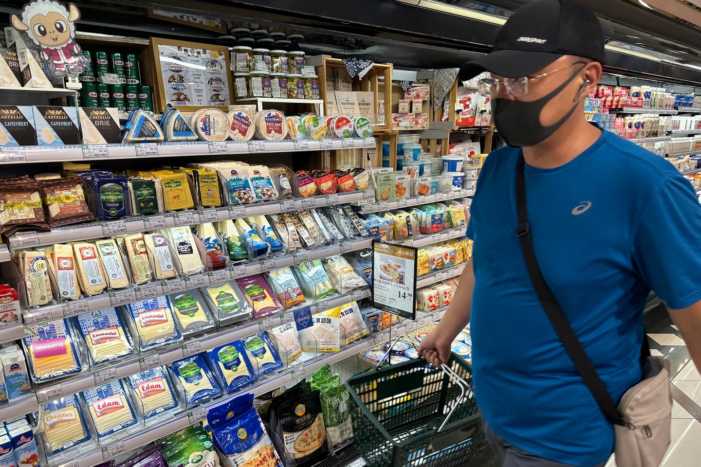 La Chine impose des taxes provisoires à des produits laitiers européens, dont la crème française Elle & Vire La Chine impose des taxes provisoires à des produits laitiers européens, dont la crème française Elle & Vire