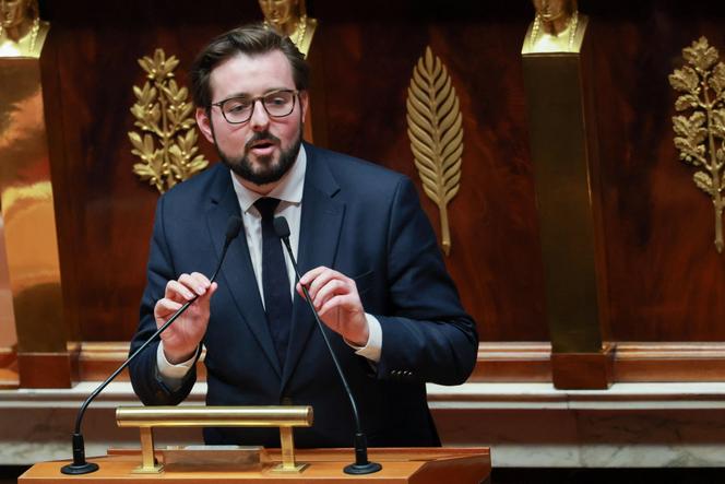 Le député socialiste de l’Eure, Philippe Brun, à l’Assemblée nationale le 23 décembre 2025. 