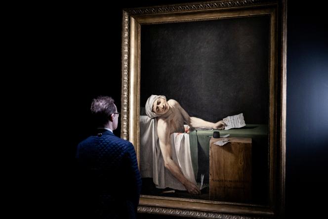 Lors de l’exposition consacrée à Jacques-Louis David, au Musée du Louvre, à Paris, le 14 octobre 2025.