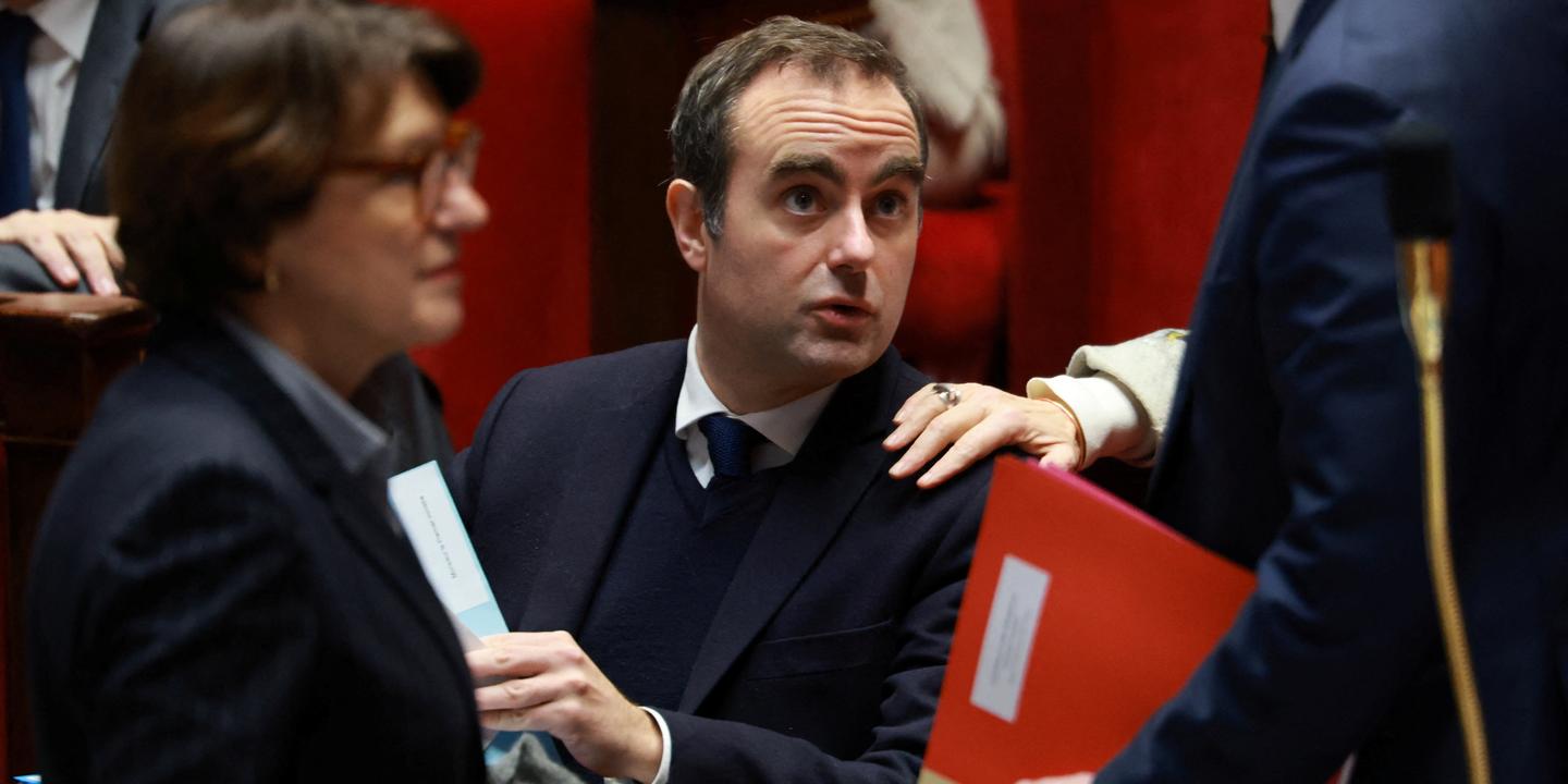 Sébastien Lecornu s’exprimera en fin de journée ; les questions au gouvernement ont commencé, avant l’examen de la loi spéciale