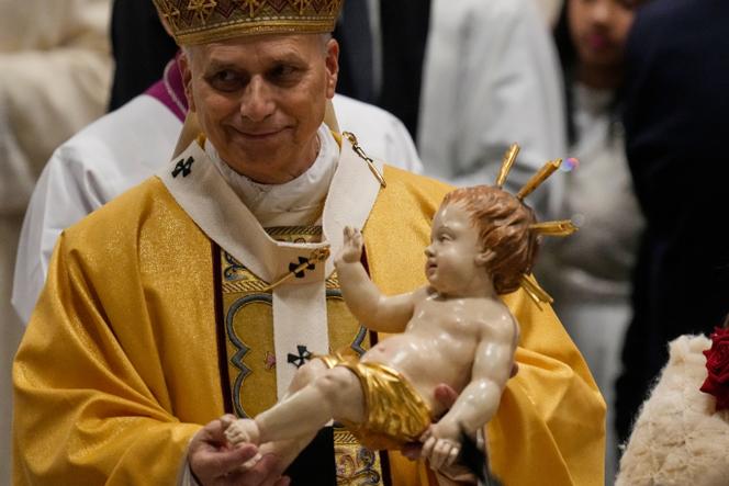 Le pape Léon XIV, lors de la messe du réveillon de Noël à la basilique Saint-Pierre de Rome, mercredi 24 décembe 2025.