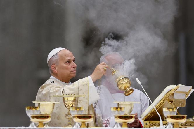 Le pape Léon XIV à la basilique Saint-Pierre de Rome, jeudi 25&nbsp;décembre. 