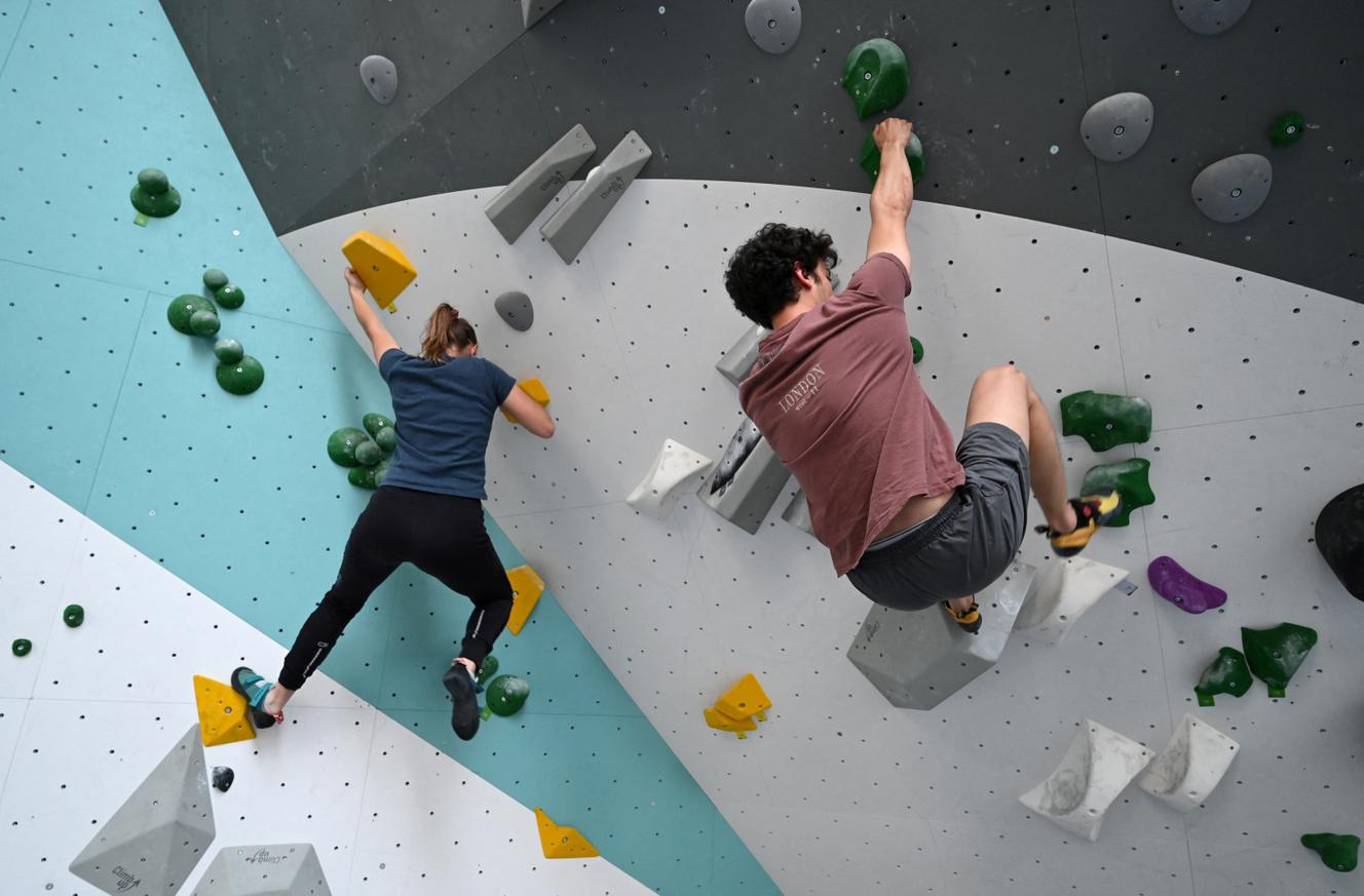 Les salles d’escalade urbaines, un business saturé qui se dégonfle