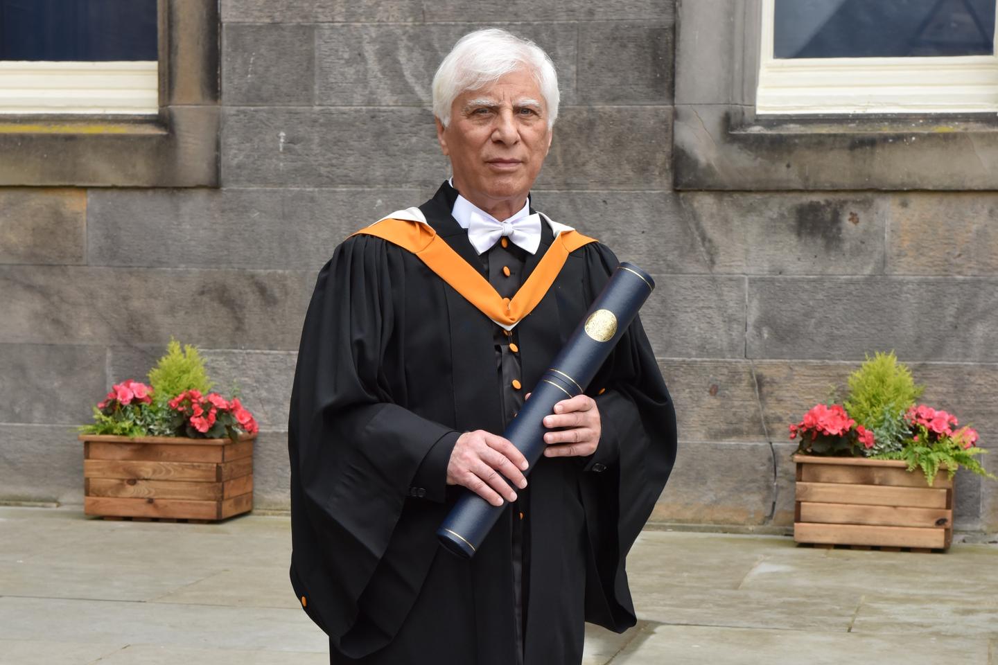 La mort de Bahram Beyzaï, voix majeure du théâtre et du cinéma iranien malgré la censure et l’exil La mort de Bahram Beyzaï, voix majeure du théâtre et du cinéma iranien malgré la censure et l’exil