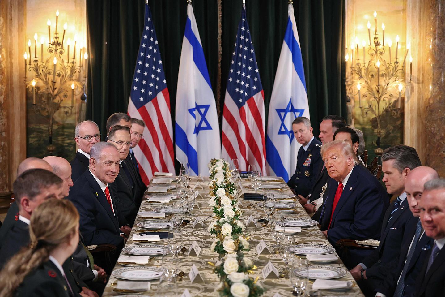 Donald Trump met ses désaccords avec Benyamin Nétanyahou de côté et avertit le Hamas et l’Iran Donald Trump met ses désaccords avec Benyamin Nétanyahou de côté et avertit le Hamas et l’Iran