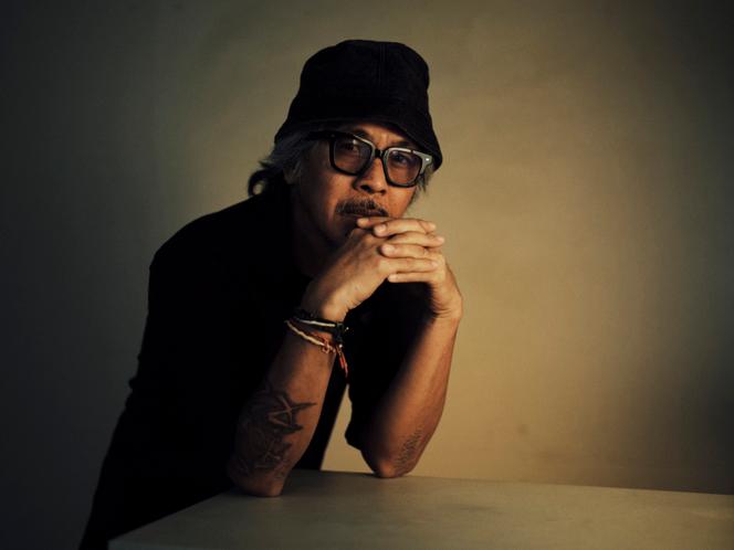 Le réalisateur Lav Diaz, au Festival international du film de Toronto, au Canada, le 8 septembre 2025. 