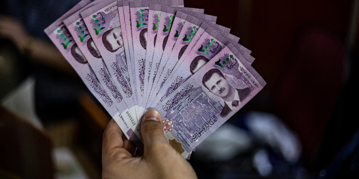 En Syrie, le portrait de Bachar Al-Assad sur les billets de banque remplacé par des roses et des oranges