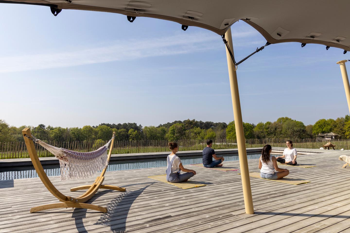 « Partir seule, pas trop loin et pas trop longtemps » : les « séjours yoga », nouveau filon du secteur touristique