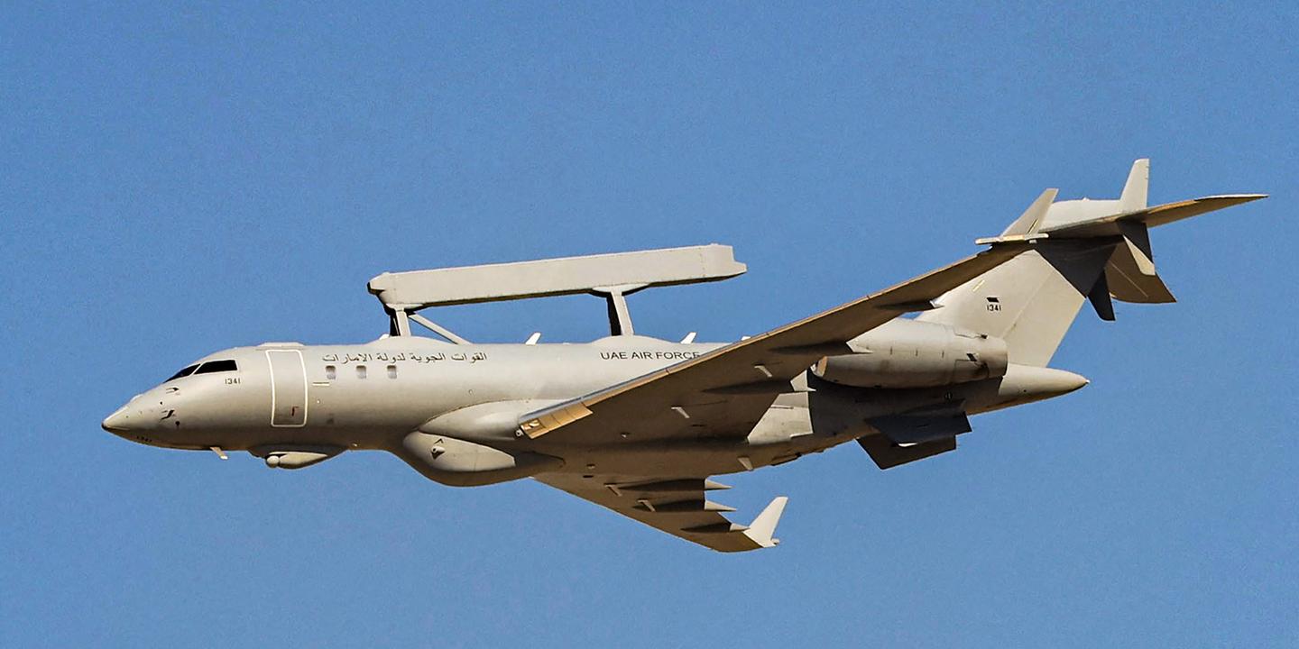 La France commande deux avions de surveillance GlobalEye au fabricant suédois Saab pour 1,1 milliard d’euros