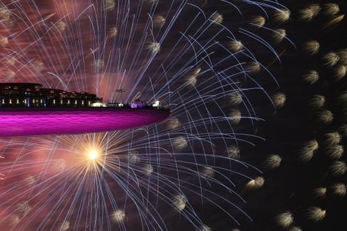 Le feu d’artifice du Nouvel An vu de l’hôtel Marina Bay Sands, à Singapour, le 1ᵉʳ janvier 2026.