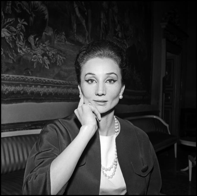 Jacqueline de Ribes, à Milan, en Italie, en 1961.