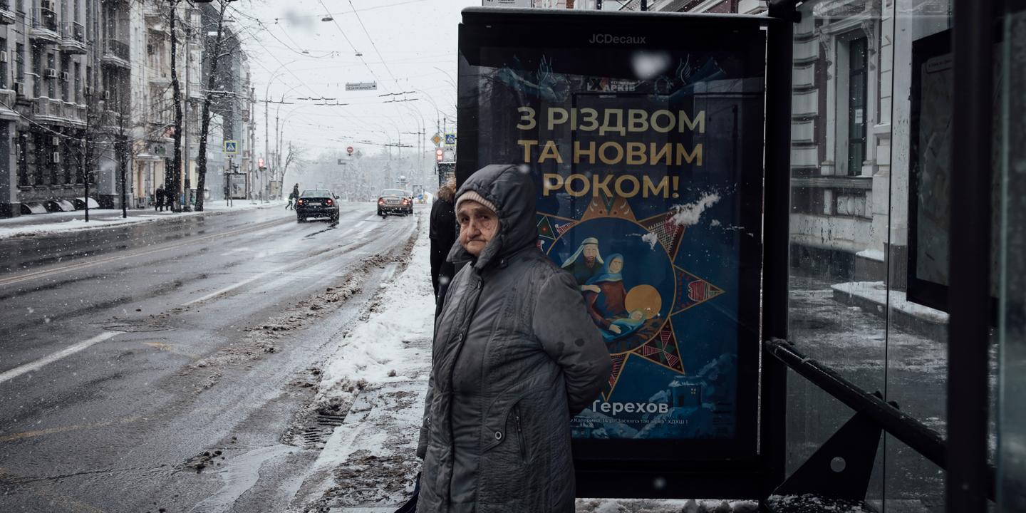 EN DIRECT, guerre en Ukraine : l’armée russe bombarde les villes de Kharkiv et Odessa