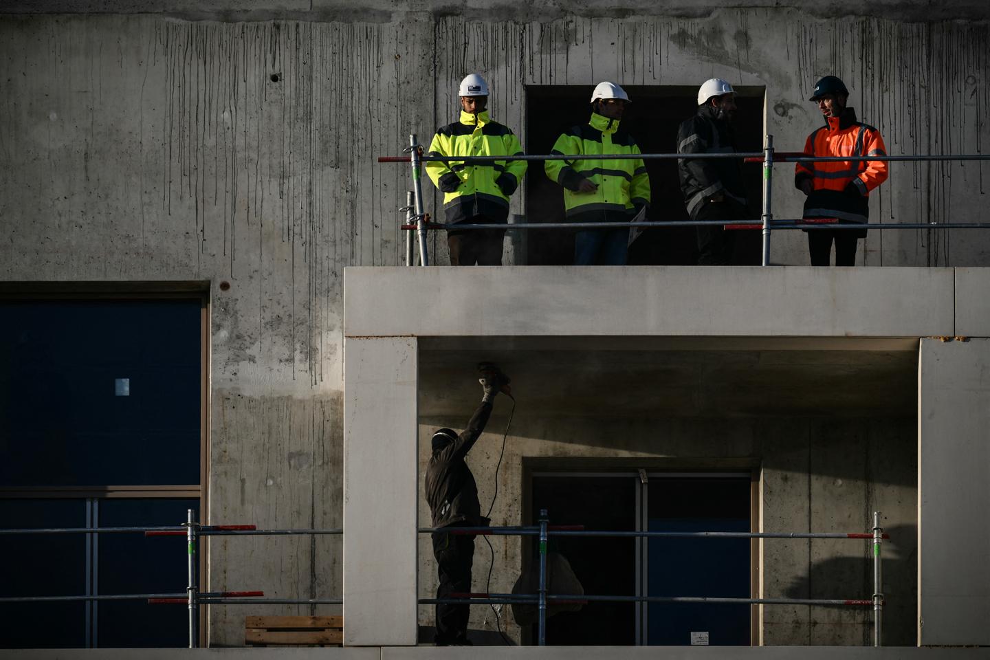 Construction immobilière : après deux années de chute historique, de timides signaux de reprise apparaissent