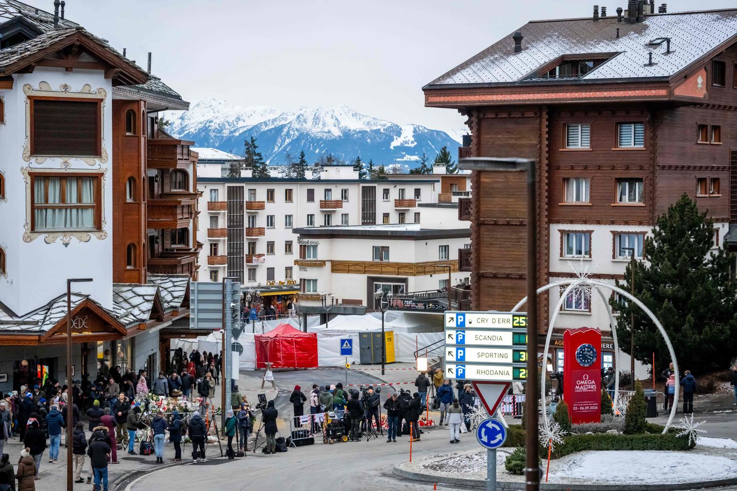A Crans-Montana, des interrogations deux jours après le drame A Crans-Montana, des interrogations deux jours après le drame
