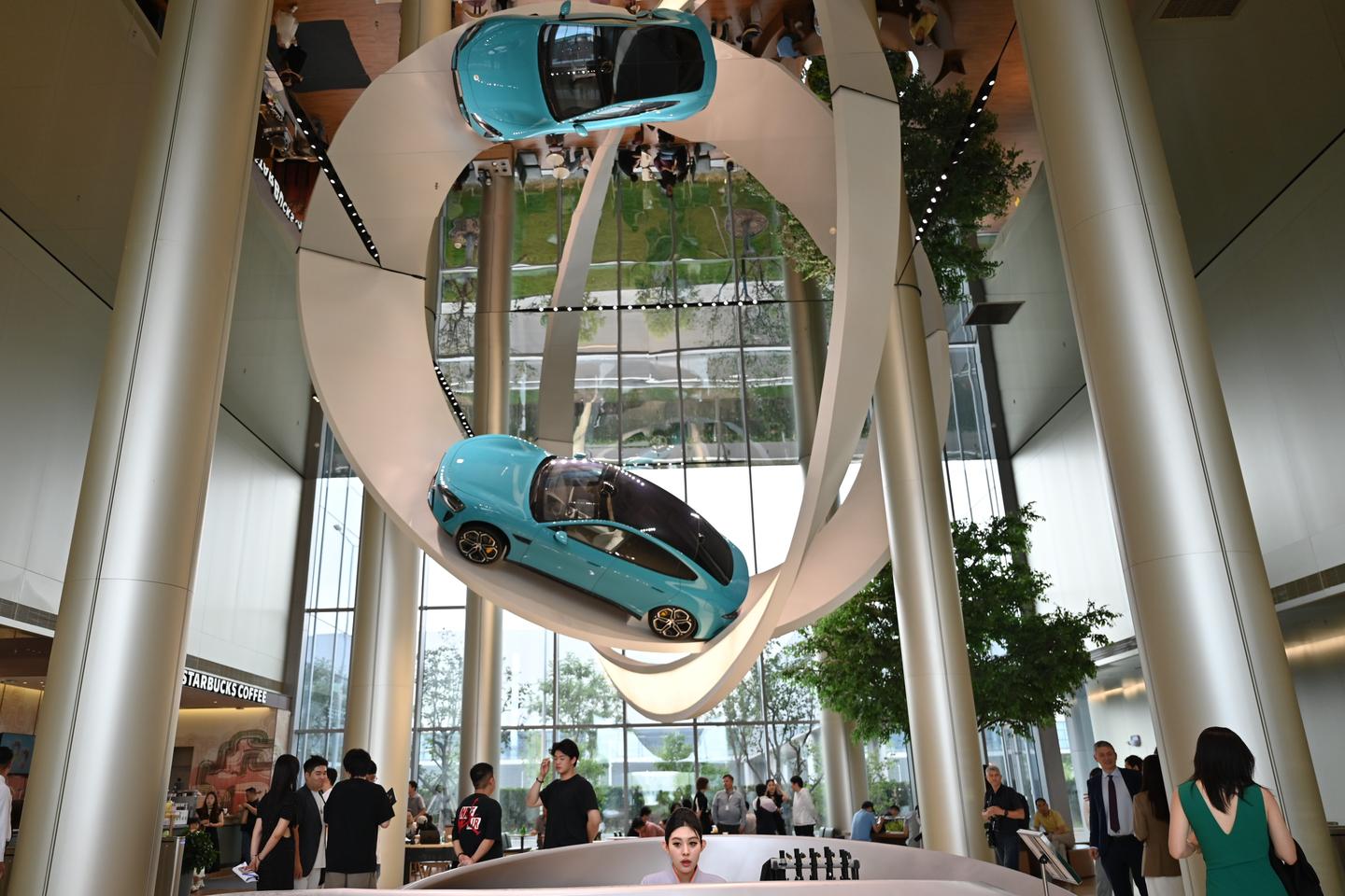 Comment les start-up chinoises de la tech réinventent la voiture électrique