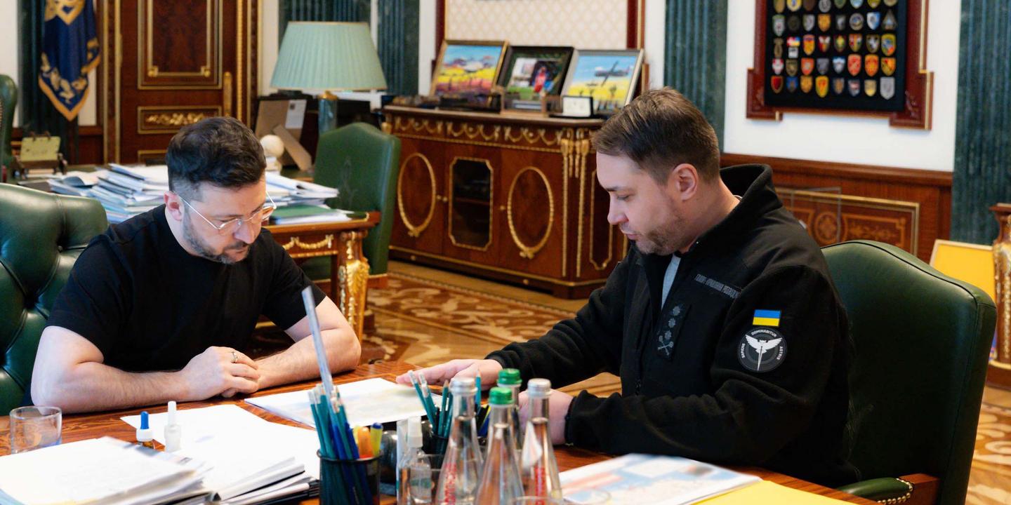 Volodymyr Zelensky choisit le populaire Kyrylo Boudanov pour nouveau bras droit, une nomination stratégique en pleines négociations de paix