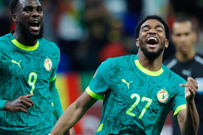 L’attaquant sénégalais Ibrahim Mbaye célèbre le troisième but de son équipe lors du match de huitièmes de finale de la Coupe d’Afrique des nations face au Soudan, au Grand Stade de Tanger, le 3&nbsp;janvier&nbsp;2026.