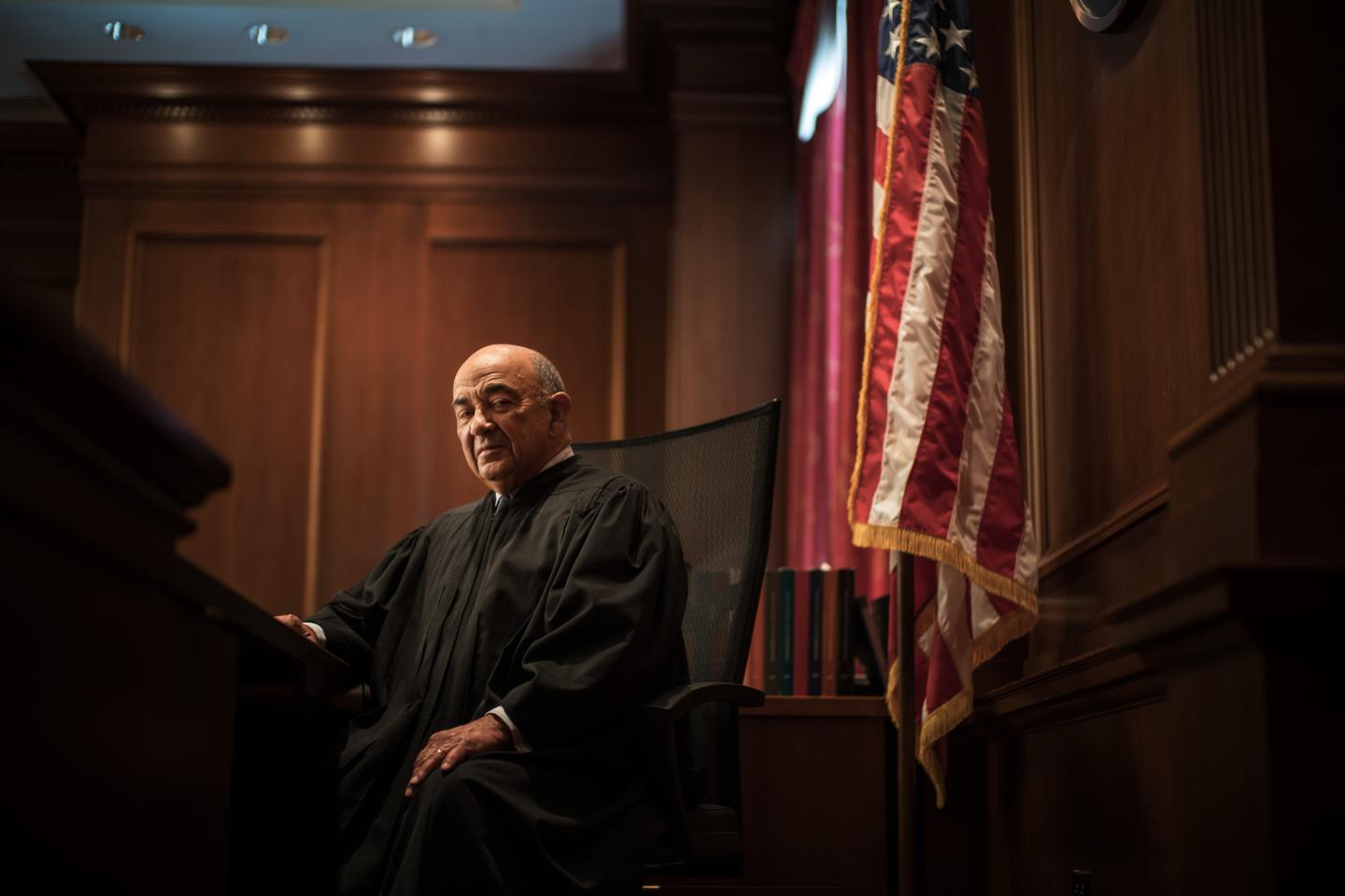 Le juge Alvin Hellerstein, chargé de la procédure contre Nicolas Maduro, un habitué des dossiers sensibles