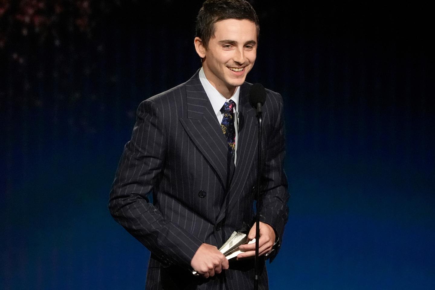 Timothée Chalamet s’avance en favori pour les Oscars après avoir remporté le prix du meilleur acteur lors des Critics Choice Awards