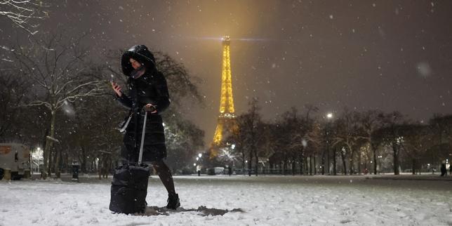 Severe Cold Wave Continues to Grip France with Snow, Ice, and Energy Concerns