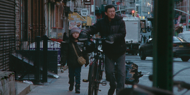 « Les Lumières de New York », de Lloyd Lee Choi : dans la roue d’un livreur sans-papiers