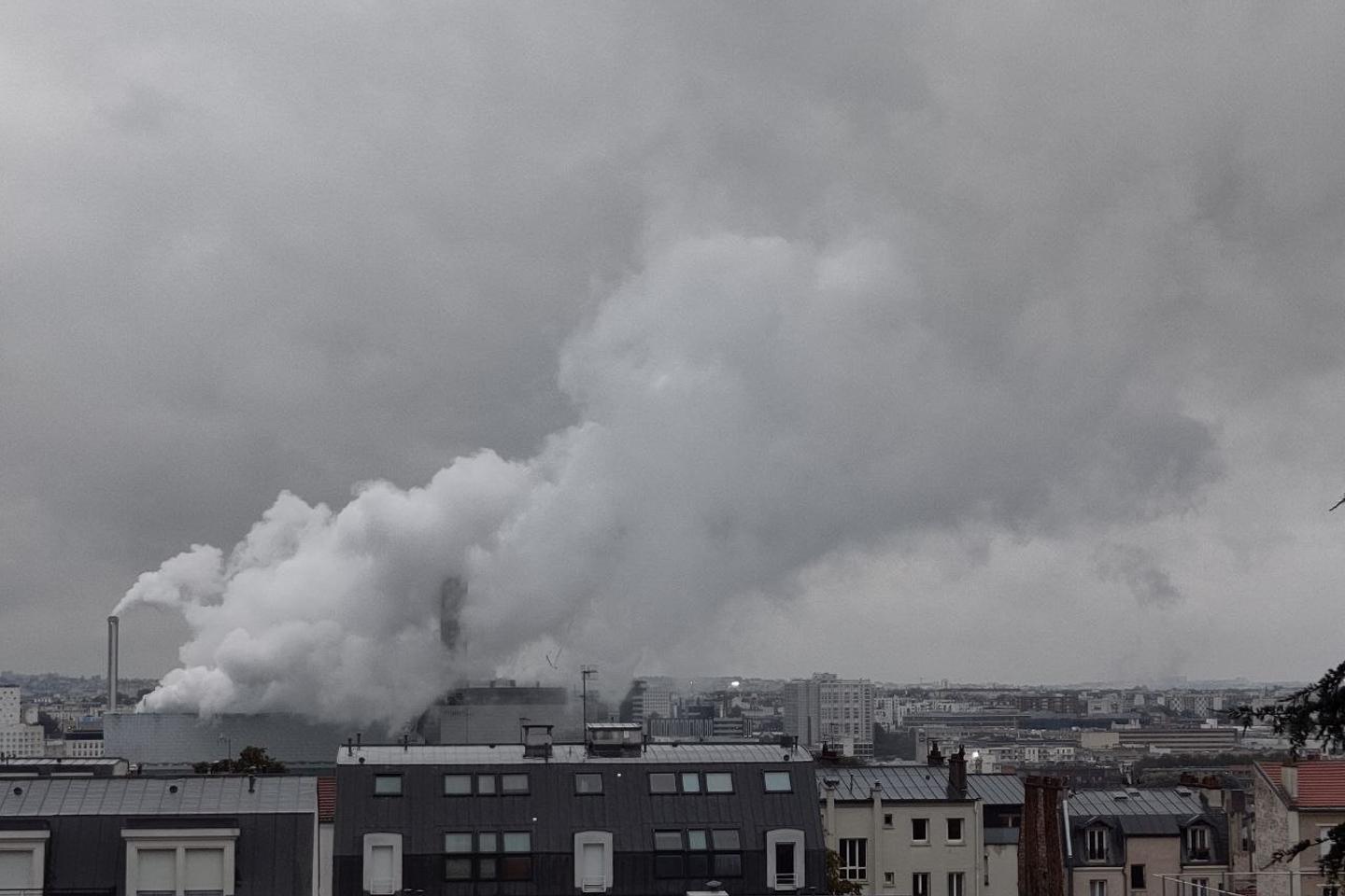 La prolongation de l’incinérateur d’Ivry-Paris 13, l’un des plus grands et vieux d’Europe, fait exploser les coûts et avive les craintes La prolongation de l’incinérateur d’Ivry-Paris 13, l’un des plus grands et vieux d’Europe, fait exploser les coûts et avive les craintes