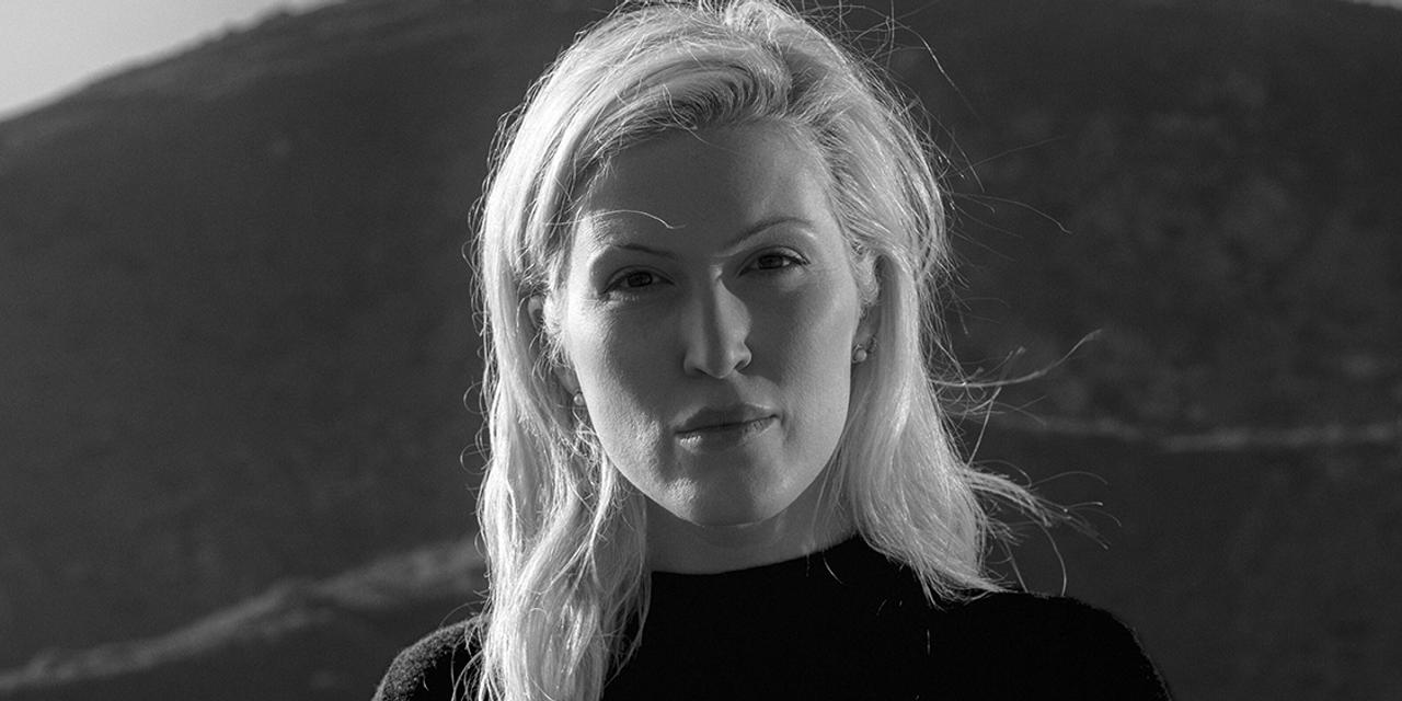 Olivia Nuzzi in Los Angeles on Nov. 6, 2025. Over a decade, Nuzzi cared less about breaking news than about exposing the foibles and vanity of Trump and the people within his orbit. (Devin Oktar Yalkin/The New York Times)