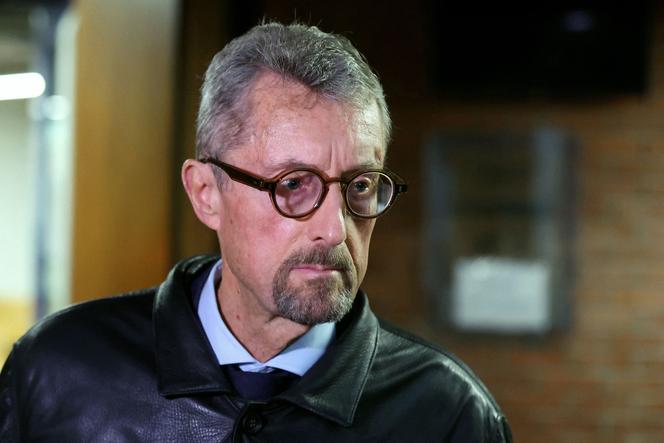 L’ex-patron de la DGSE, Bernard Bajolet, à l’ouverture de son procès, à Bobigny, le 6 novembre 2026.