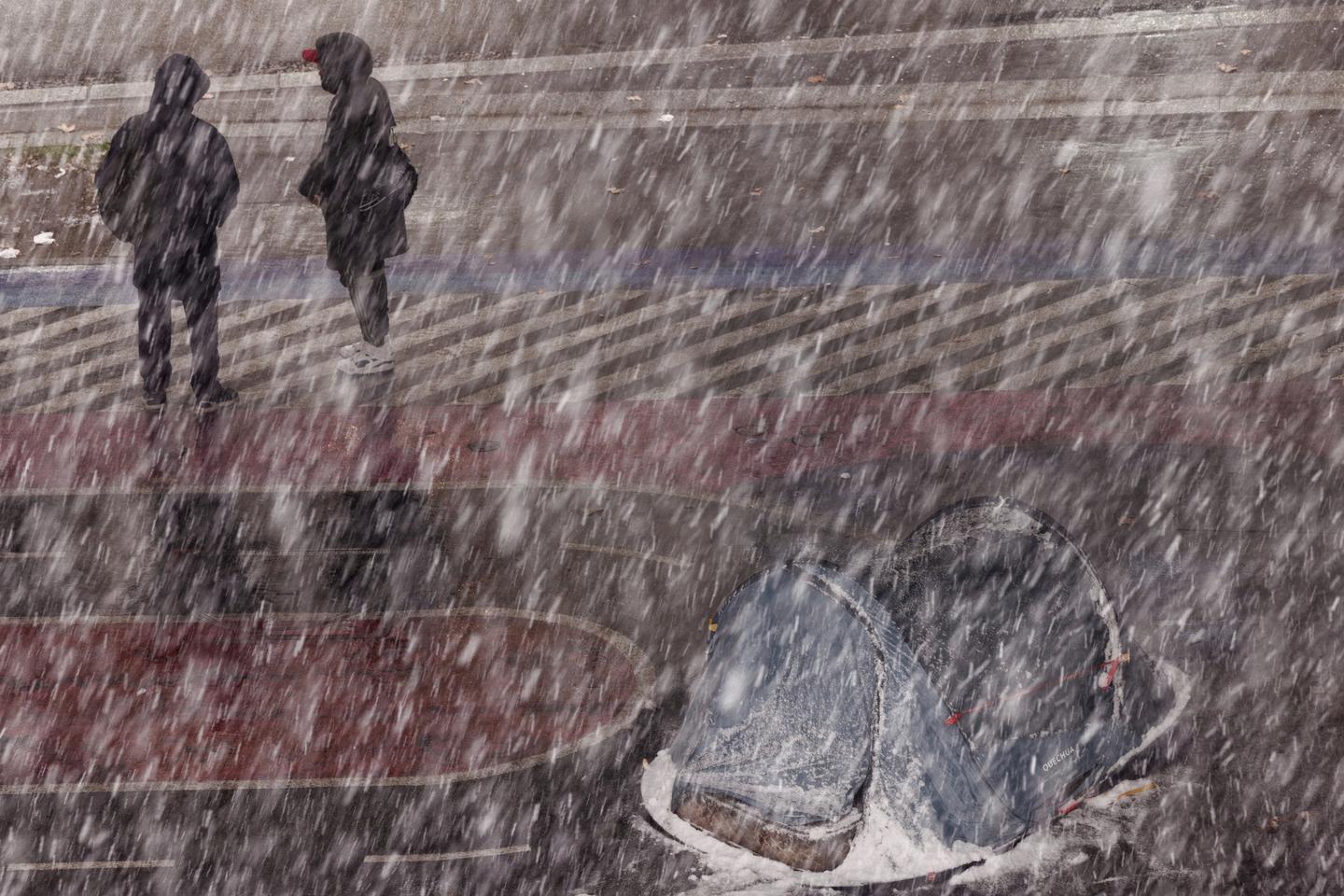 A Paris, la vague de froid touche de plein fouet les sans-abri