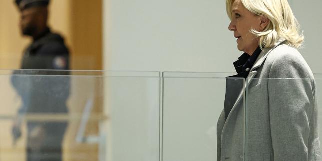 Marine Le Pen in tribunale: il secondo processo decide se potrà candidarsi alla Presidenza 2027