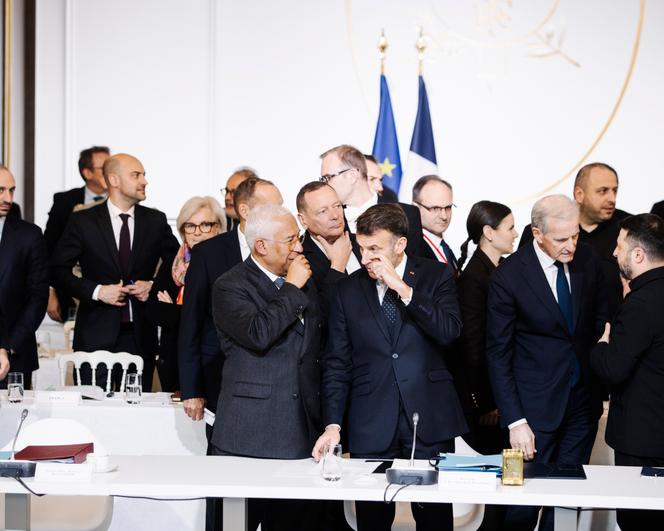 Le président du Conseil européen, Antonio Costa, et Emmanuel Macron, au palais de l’Elysée, le 6 janvier 2026.