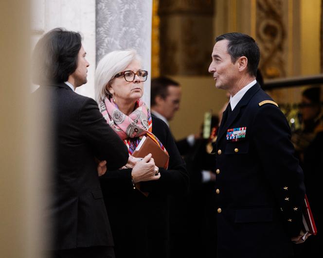 La ministre des armées, Catherine Vautrin, et le chef d’état-major des armées, Fabien Mandon, lors du sommet de la coalition des volontaires, à l’Elysée, le 6 janvier 2026.