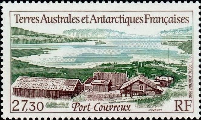 «&nbsp;Port-Couvreux&nbsp;», Kerguelen, timbre de poste aérienne de 1996, dessiné et gravé par Claude Jumelet.