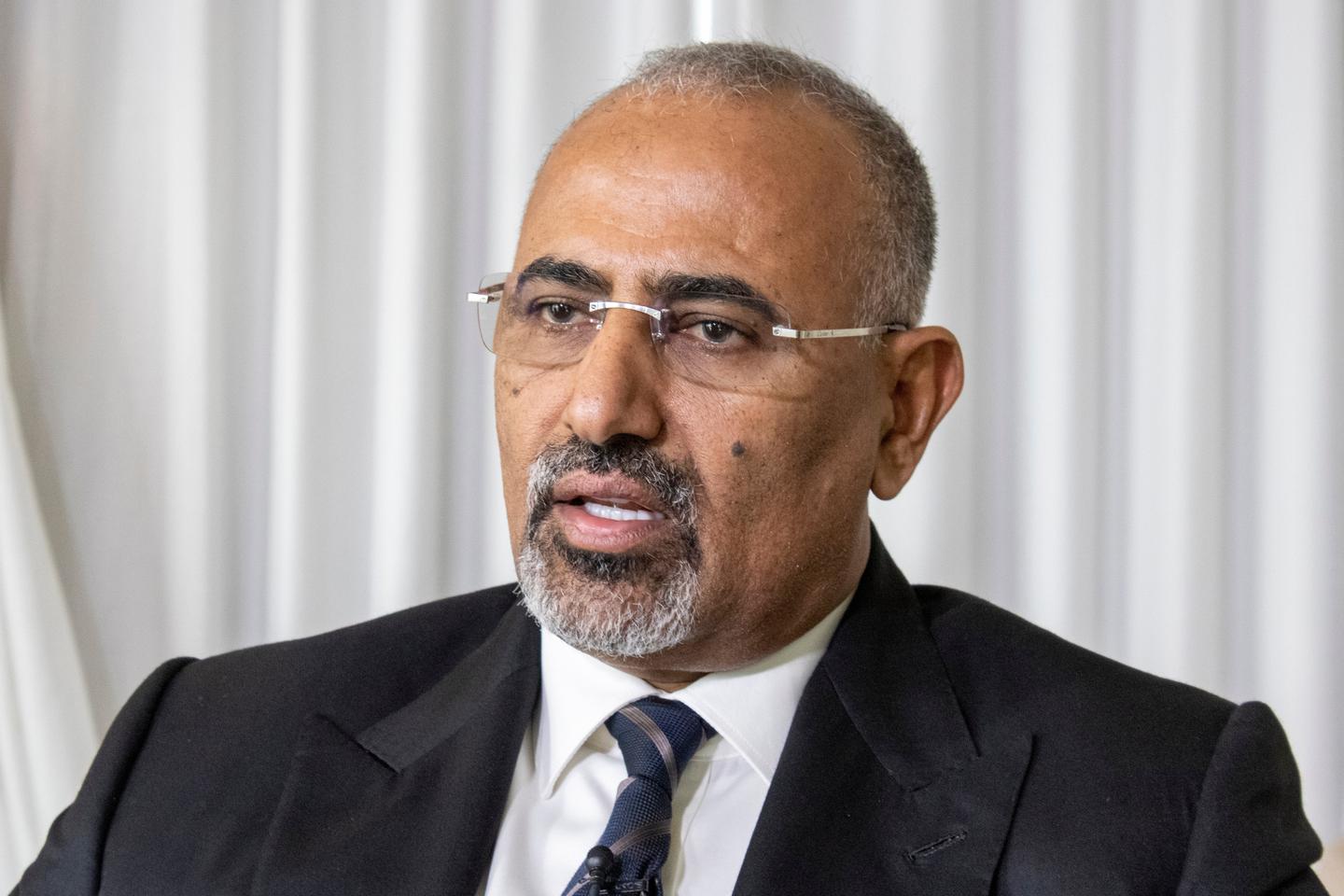 Au Yémen, le chef des séparatistes du Sud, chassé du conseil présidentiel pour « haute trahison », est en fuite Au Yémen, le chef des séparatistes du Sud, chassé du conseil présidentiel pour « haute trahison », est en fuite