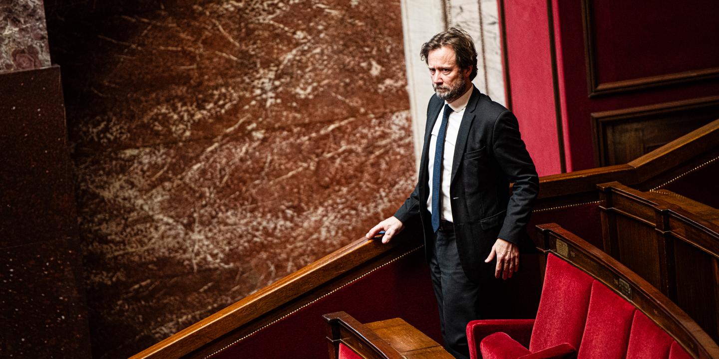 Budget 2026 : les dernières annonces « permettent d’envisager la non-censure », dit Boris Vallaud ; le choix entre 49.3 et ordonnance attendu lundi