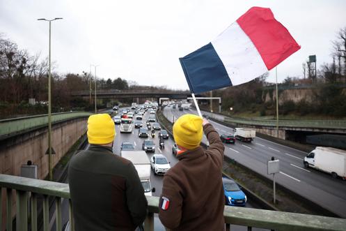 Au-dessus du périphérique parisien, le 8 janvier 2026.