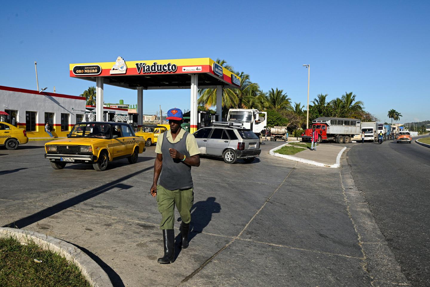 Cuba's economy and stability are shaken by the Venezuela crisis