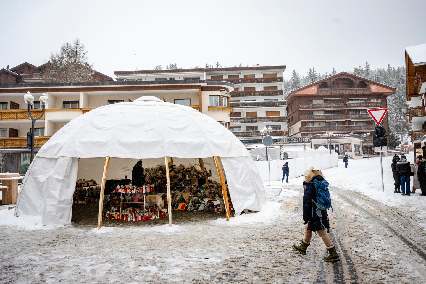 « La tragédie de Crans-Montana témoigne aussi d’un bouleversement dans la façon de faire la fête qu’il est urgent d’accompagner »
