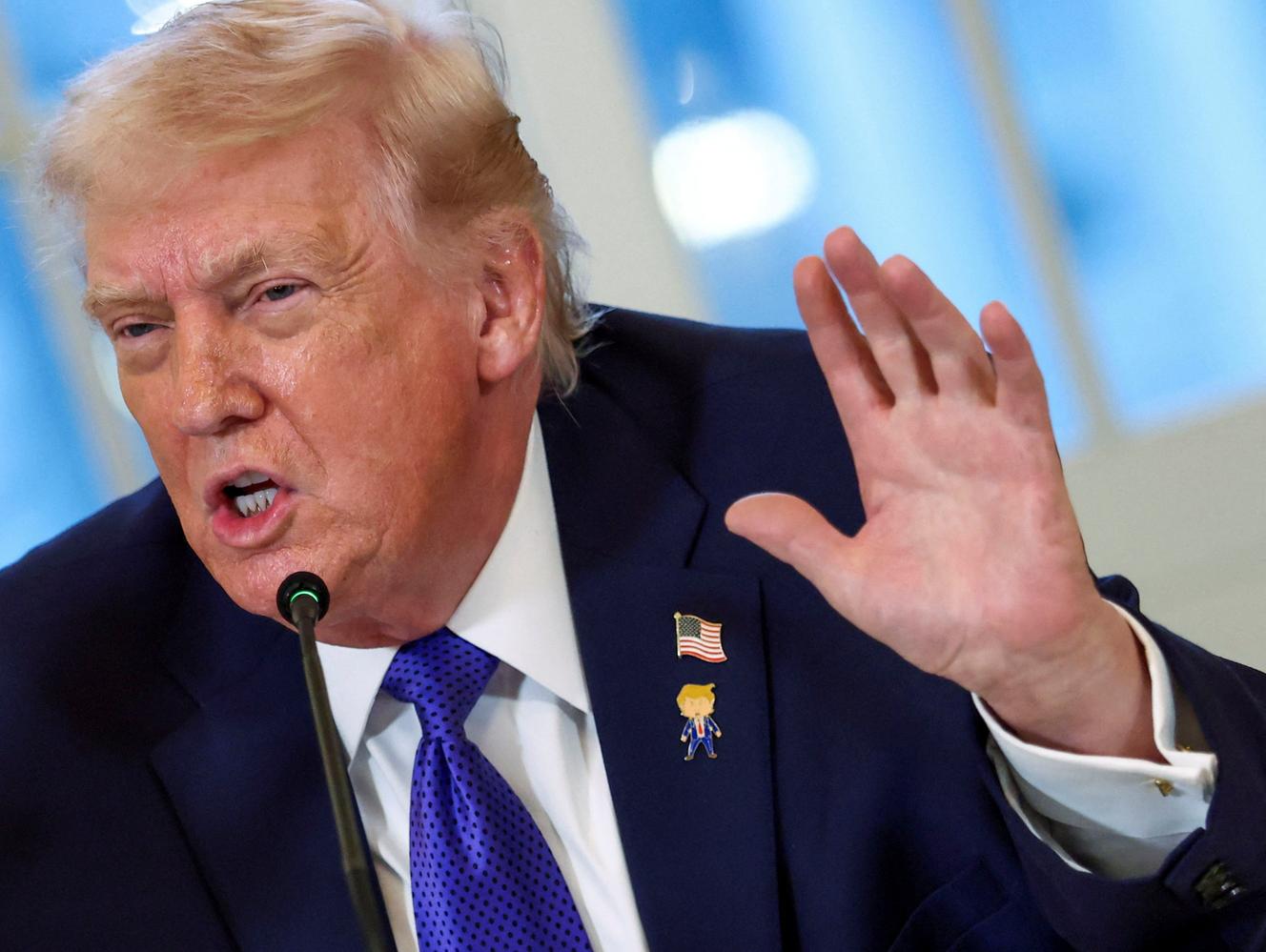 Donald Trump menace Cuba, La Havane dit « se préparer, prête à défendre la Patrie »