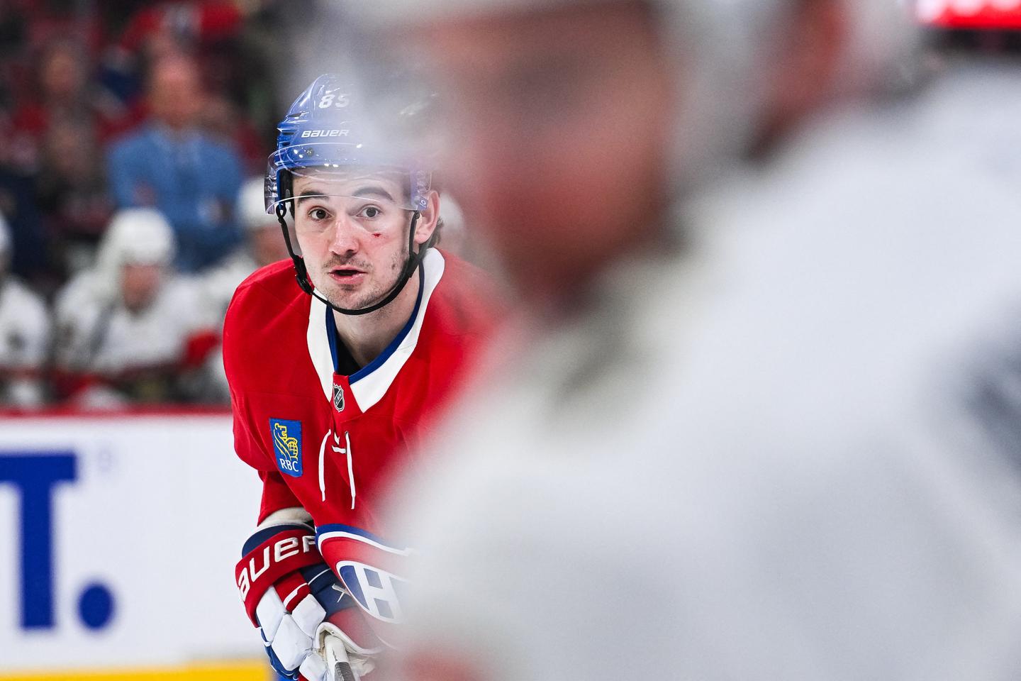 A un mois des JO 2026, le hockeyeur français Alexandre Texier brille avec les Canadiens de Montréal