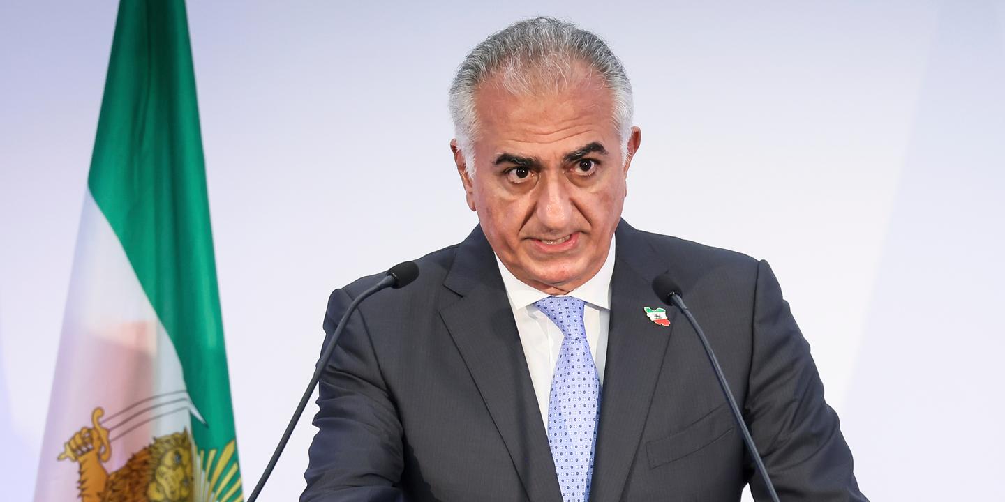 En Iran, Reza Pahlavi, fils du chah déchu, exhorte les manifestants à « se préparer à conquérir » les centres-villes