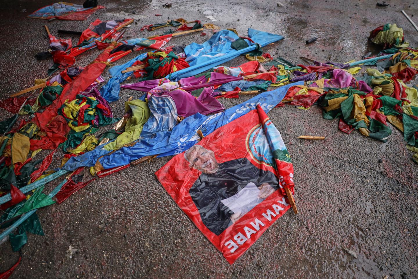 Syrian government and Kurds announce an agreement