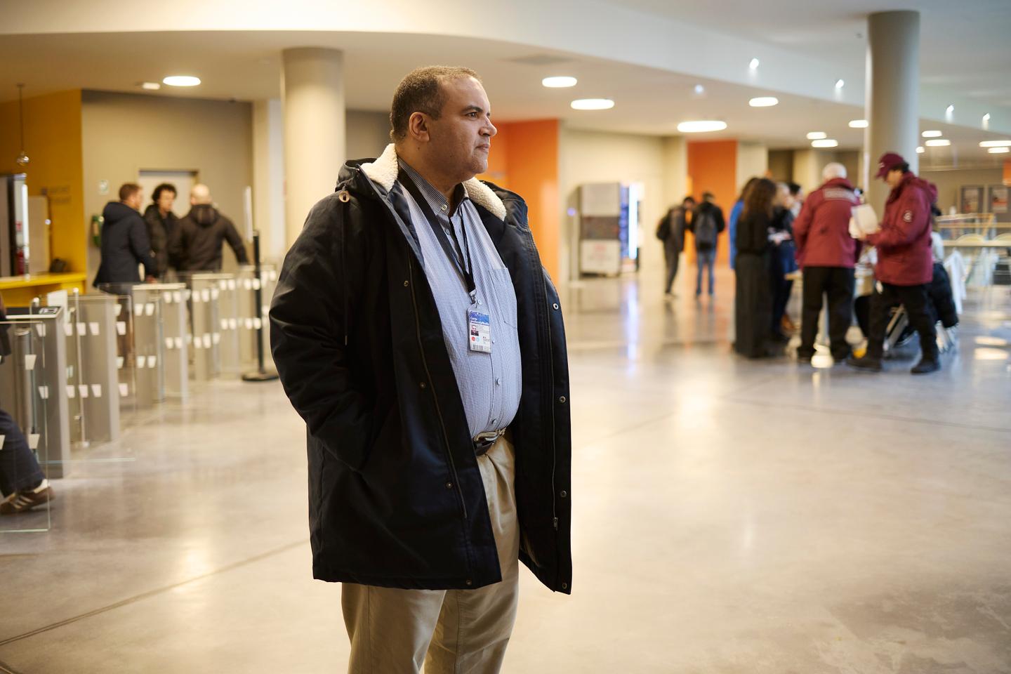 « Avec ma bipolarité, mon premier emploi stable, à 44 ans, a été comme trouver un puits d’eau après des années dans le désert »