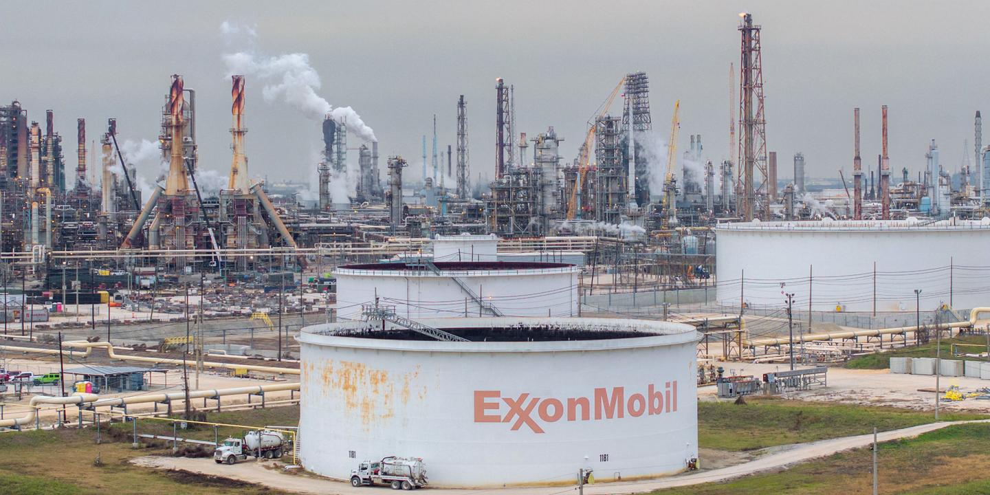 Avec le pétrole du Venezuela, Donald Trump bouscule l’équilibre des pouvoirs sur les marchés mondiaux