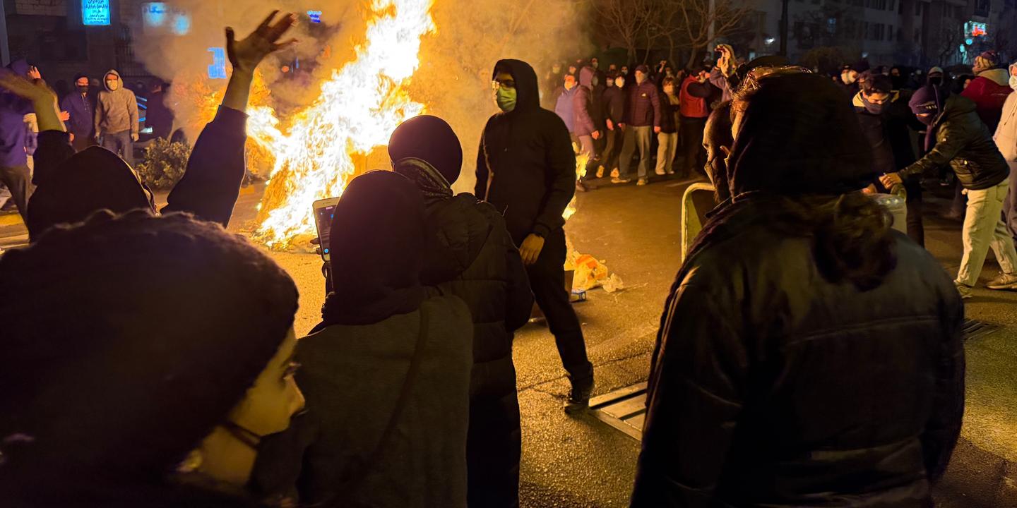 EN DIRECT : la répression du mouvement de contestation ​en Iran a fait plus de 2 500 morts, selon l’organisation de ​défense ‌des droits humains HRANA