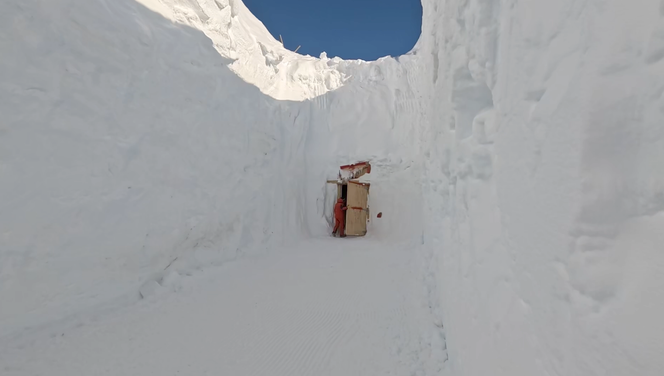 L’entrée du sanctuaire d’archives glaciaires de la station de recherche Concordia (Antarctique), le 12 janvier 2026. 