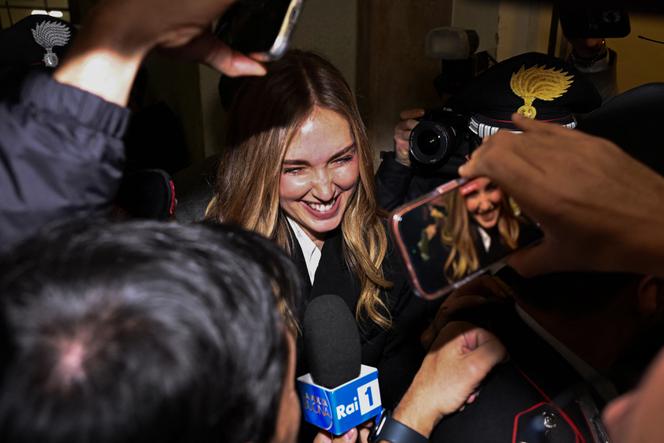 Chiara Ferragni à la sortie du tribunal de Milan, mercredi 14 janvier 2026.